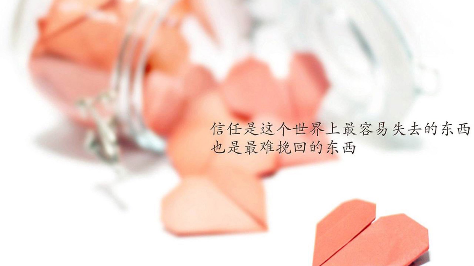 维拉中路渗透和边路突击形成进攻维度，维拉阵型